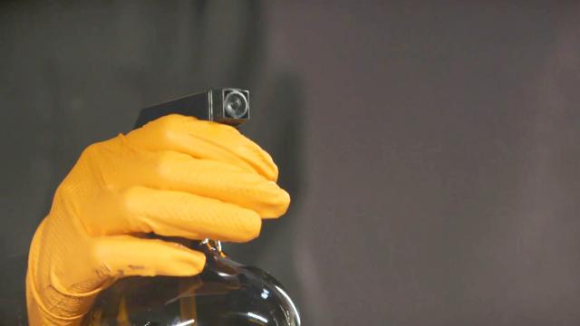 Comment Tuer Les Asticots Dans Les Poubelles Exterieur Des trucs pour éliminer les odeurs de vos poubelles | Éboueurs | Canal D